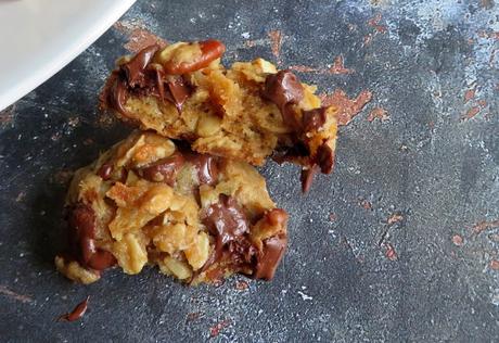 Sweet & Salty Chocolate Chip Cookies