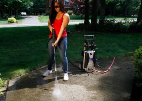 What to Look for When Buying an Electric Pressure Washer
