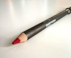 Kiko Milano Smart Fusion Lip Pencil (Price – Rs. 290)