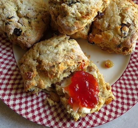 Christmas Oat Scones