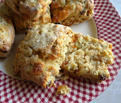 Christmas Oat Scones