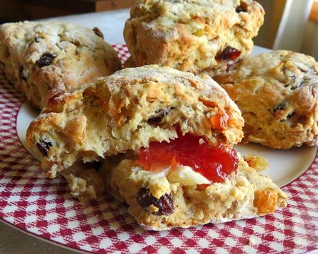 Christmas Oat Scones