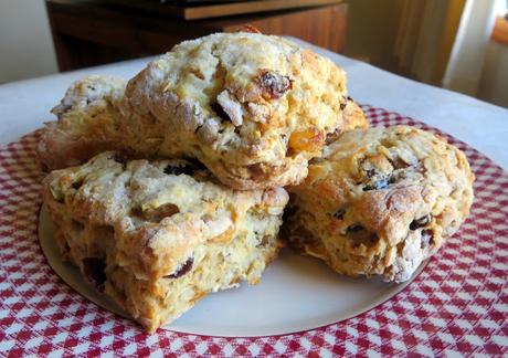 Christmas Oat Scones