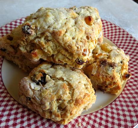 Christmas Oat Scones