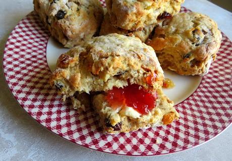 Christmas Oat Scones