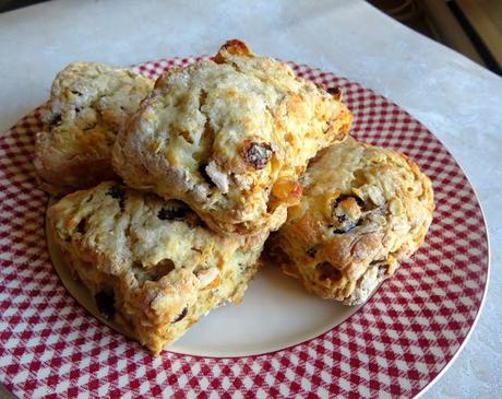 Christmas Oat Scones