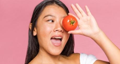 12 DIY Tomato Face Packs That You Can Prepare at Home