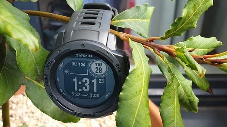 Garmin Instinct Solar Review: Unlimited Endurance with Solar Power