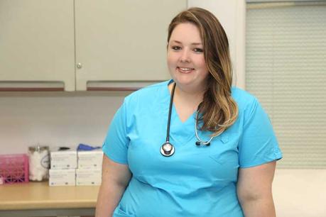 Top 5 Best Plus Size Scrubs for Women