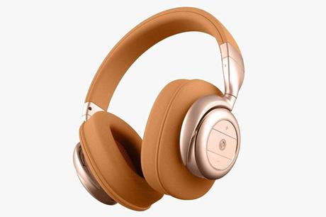 12 Comfortable Headphones for Glasses Wearers