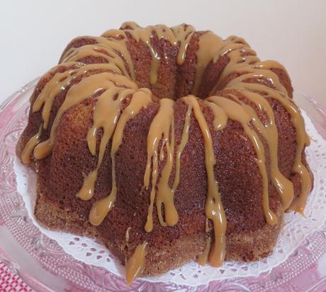 Caramel Snickerdoodle Cake