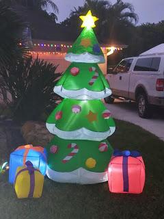 Inflatable Christmas Tree