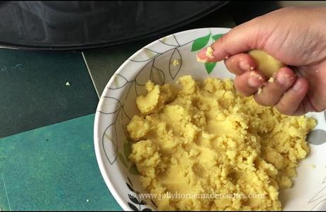 Kesar Sandesh Recipe | How to make Saffron Sandesh |  Bengali Sandesh Sweet Recipe