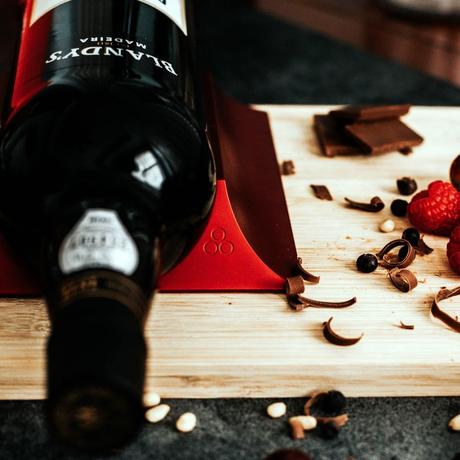 Holiday Gift Guide 2020: More Gifts for the Wine Lovers on Your List