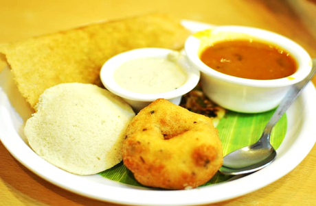 Top 15 Most Recommended South Indian Dishes to Order on the Train
