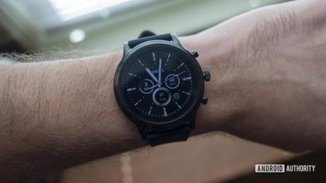 Fossil’s first smartwatch with LTE might come soon