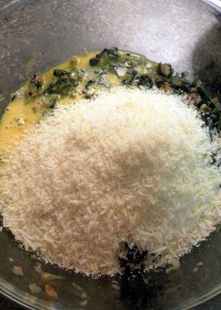 Erbazzone - Add eggs & cheese to filling