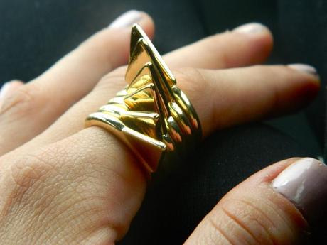 spiked layer ring