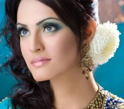 Pakistani Top Model Nadia Hussain Profile