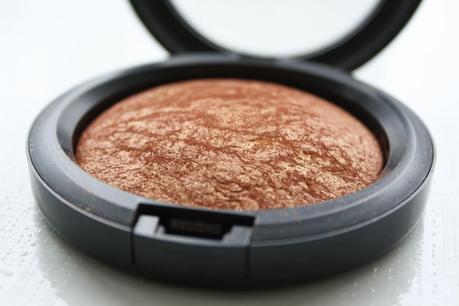 A Guide To Glam Summer Bronzer