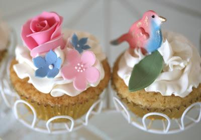 Beautiful Gold, Bird and Flowers Inspired Table by Cupcake