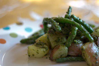 Pesto Potato Salad with Green Beans