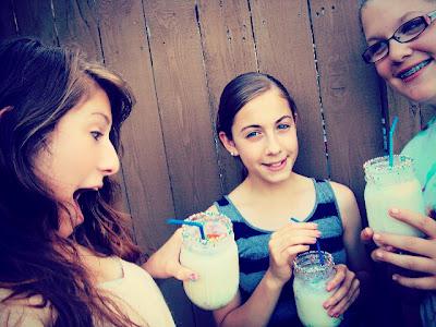 Cake Batter Milkshakes in a Mason Jar!