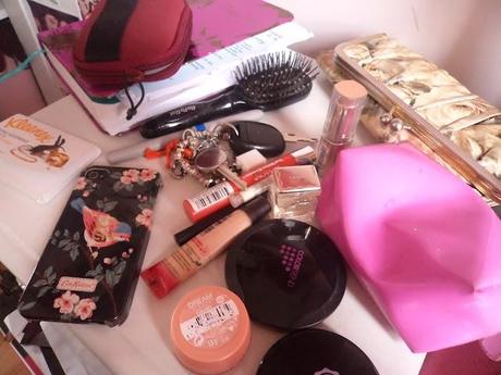 What's In My Handbag - July 2012