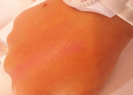 L'Oreal Caresse - Nude Ingenue & Lovely Rose