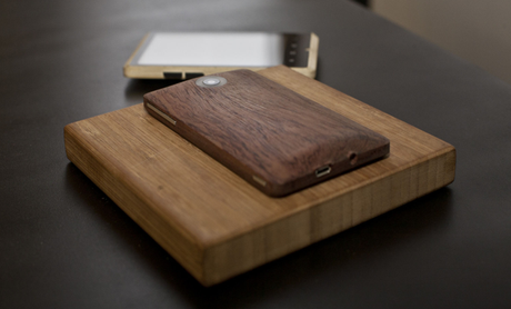 Adzero. Bamboo Smartphone Concept