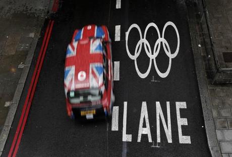 London taxi drivers block traffic in protest over exclusion from Olympic ‘Games Lanes’