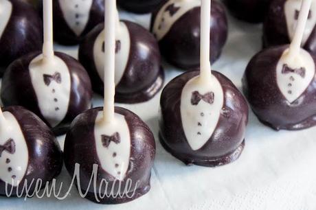 Bride & Groom Cake Pops