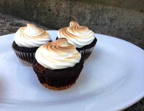 S ‘mores Cupcakes