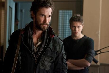 Review #3594: Falling Skies 2.6: “Homecoming”