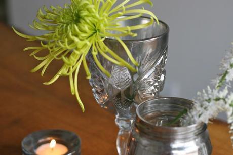 DIY: vintage mercury glass vignette