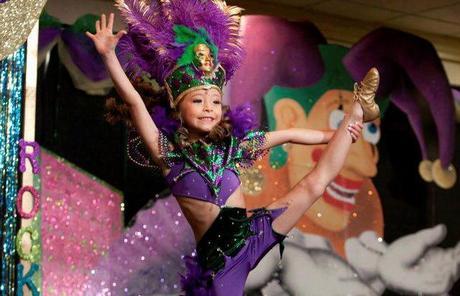 Toddlers & Tiaras: Jump Up And Try To Catch A Handful Of Crazy Beads, Because It’s Time For Miss Mardi Gras Madness! Whatever Floats Your Float.