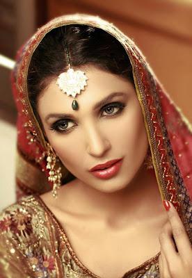 Amna Ilyas Pakistani Fashion Model Profile & Pictures