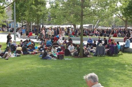 Jubilee Gardens, South bank, London - Picnic