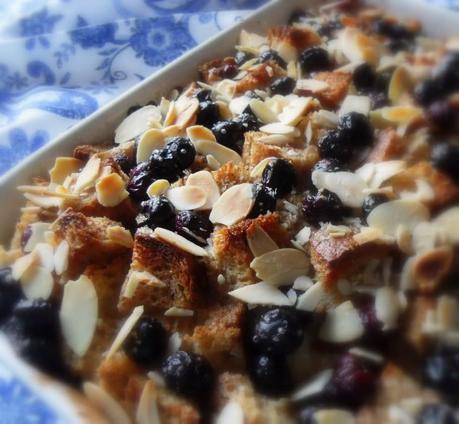 Blueberry and Almond Breakfast Bake