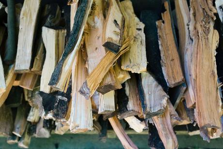 A Beginner’s Guide To Firewood: All You Need To Know
