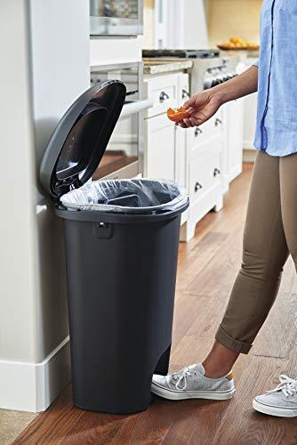 Rubbermaid Step On Garbage Can Reviews