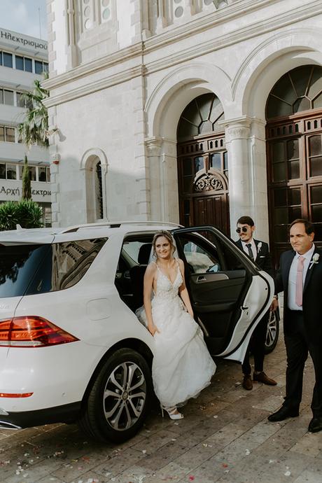 Ultra romantic wedding in Limassol with hydrangeas and fairylights ultra-romantic-wedding-limassol-hydrangeas-fairylights_16