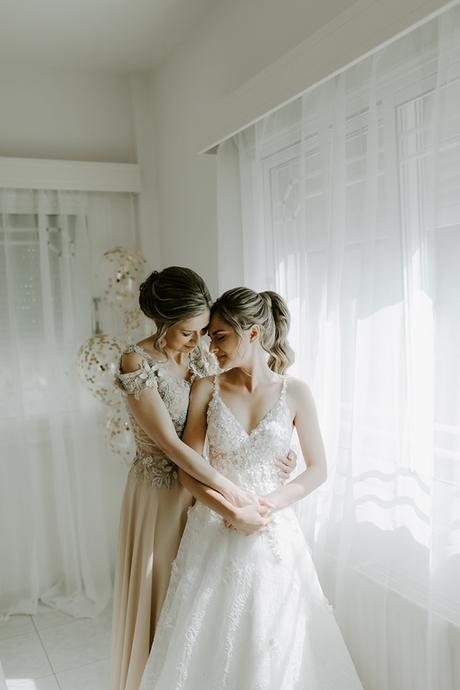 Ultra romantic wedding in Limassol with hydrangeas and fairylights ultra-romantic-wedding-limassol-hydrangeas-fairylights_04
