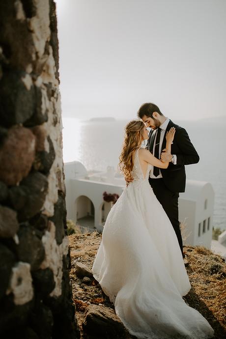 Ultra romantic wedding in Limassol with hydrangeas and fairylights ultra-romantic-wedding-limassol-hydrangeas-fairylights_02