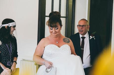 Chesterfield Registry Wedding – Stewart & Caroline