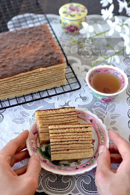 best super moist Bengawan Solo kek lapis lapis legit spekkoek Indonesian layer cake