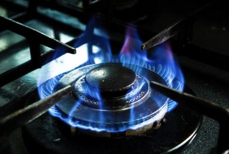 Is gas better to cook on?
