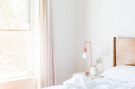 5 Simple Ideas To Modernise Your Bedroom