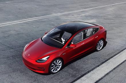 NHTSA: Tesla Sudden Accelerations Caused by Driver Error