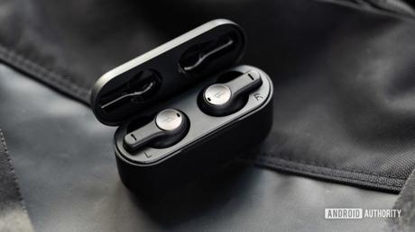 The ZTE LiveBuds, a 1More PistonBuds clone